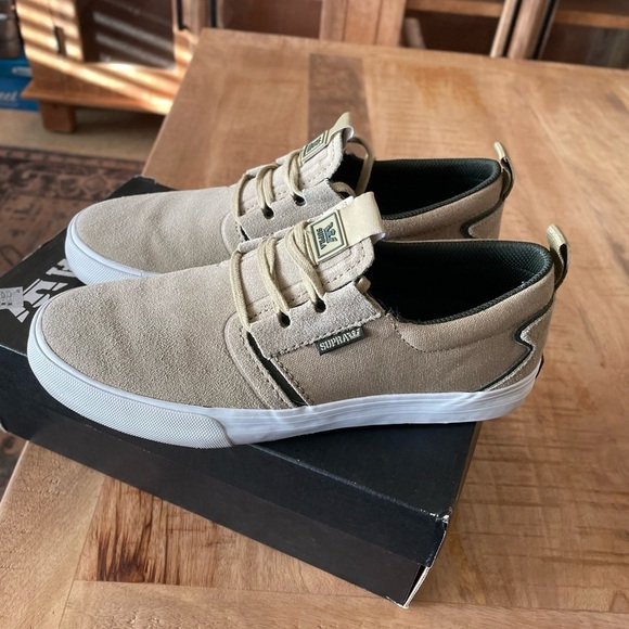 Supra Flow Low Top Men's 9 Tan Dark Olive White Suede Canvas Shoes Sneaker EUC - Picture 6 of 9